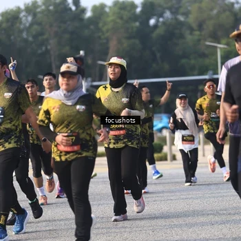 Runner Photo 6810604