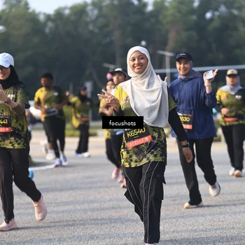 Runner Photo 6810614