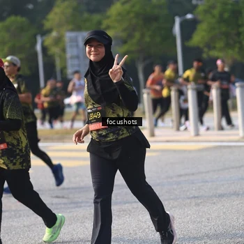 Runner Photo 6810639