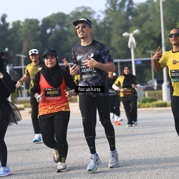Runner Photo 6810730