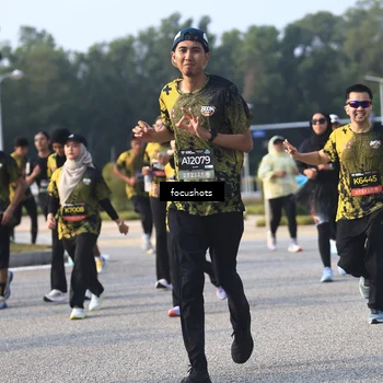 Runner Photo 6810760