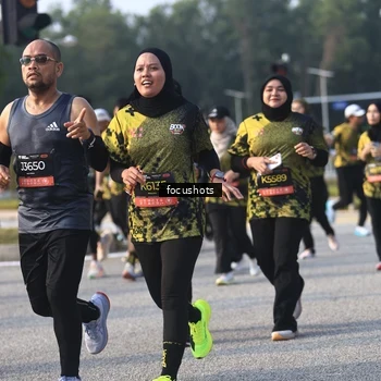Runner Photo 6810776