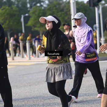 Runner Photo 6810797