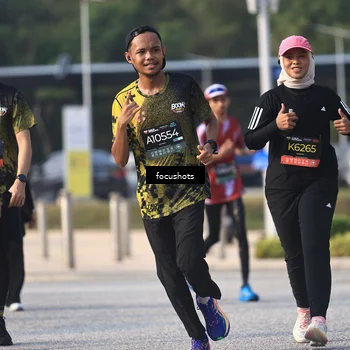 Runner Photo 6810901