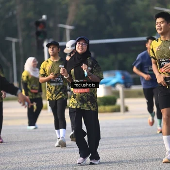 Runner Photo 6811023
