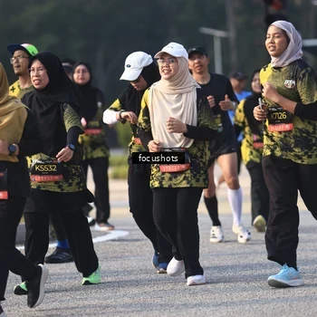 Runner Photo 6811106