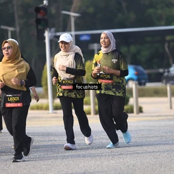 Runner Photo 6811118