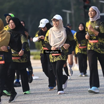 Runner Photo 6811120