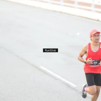 Runner Photo 6812219