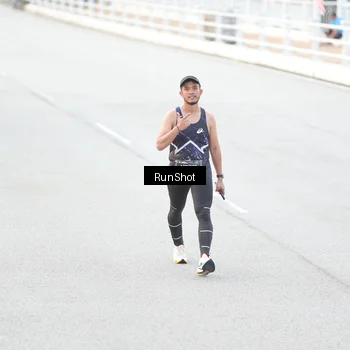 Runner Photo 6812233