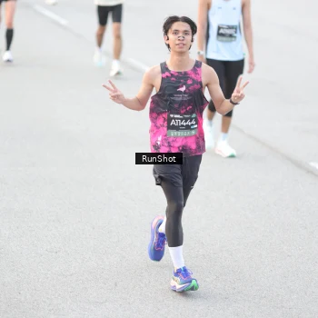 Runner Photo 6812253