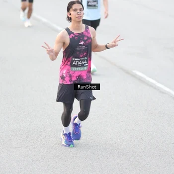 Runner Photo 6812261