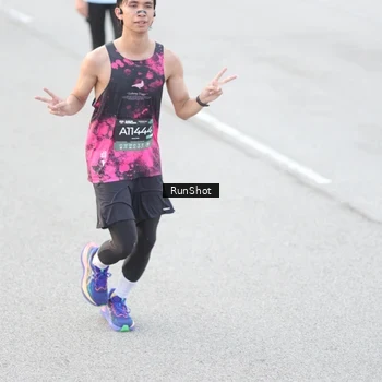 Runner Photo 6812264