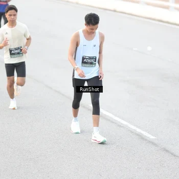 Runner Photo 6812270