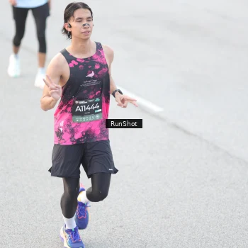 Runner Photo 6812273