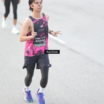 Runner Photo 6812274