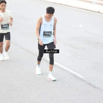 Runner Photo 6812275