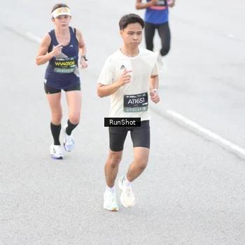 Runner Photo 6812289