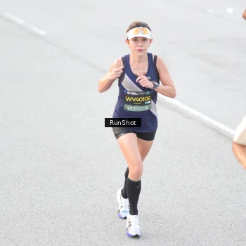 Runner Photo 6812300