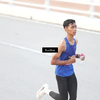 Runner Photo 6812311