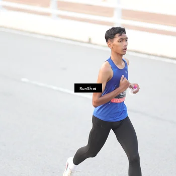 Runner Photo 6812323