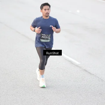 Runner Photo 6812330