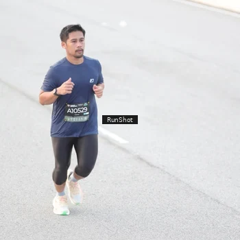 Runner Photo 6812339