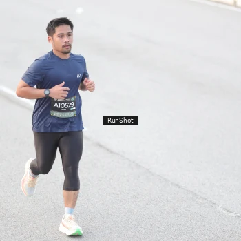 Runner Photo 6812340