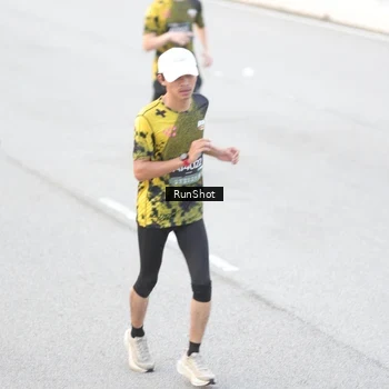 Runner Photo 6812346