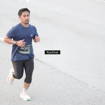 Runner Photo 6812347