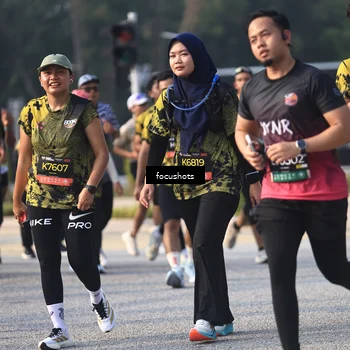 Runner Photo 6812348
