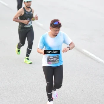 Runner Photo 6812351