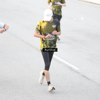 Runner Photo 6812358