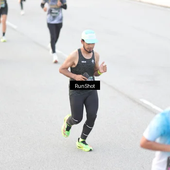 Runner Photo 6812364