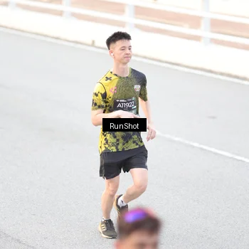 Runner Photo 6812380