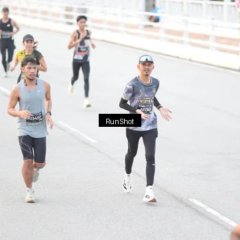 Runner Photo 6812388