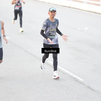 Runner Photo 6812397