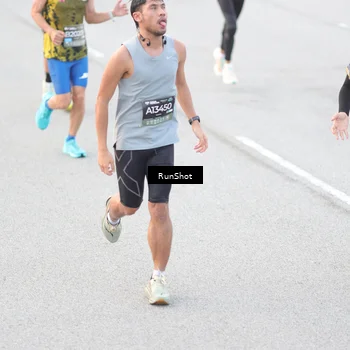 Runner Photo 6812413