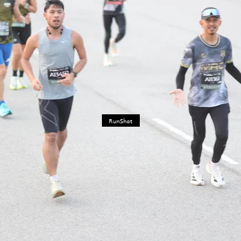 Runner Photo 6812416