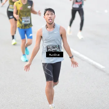 Runner Photo 6812431