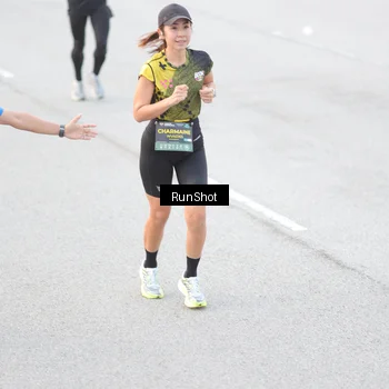 Runner Photo 6812455