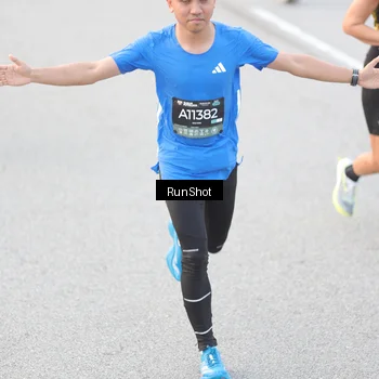 Runner Photo 6812470