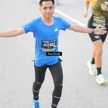 Runner Photo 6812474