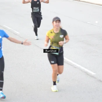 Runner Photo 6812479