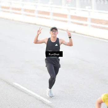 Runner Photo 6812484