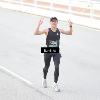 Runner Photo 6812492