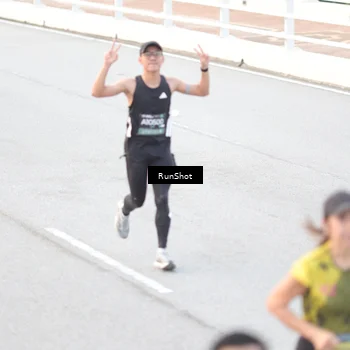 Runner Photo 6812501