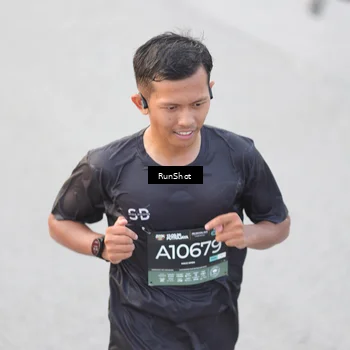 Runner Photo 6812505
