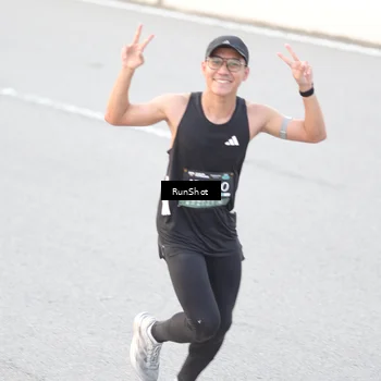 Runner Photo 6812516