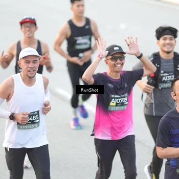 Runner Photo 6812552